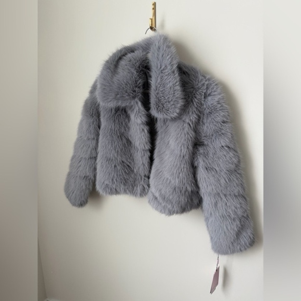 NWT 🆕 AVEC LES FILLES Fluffy Faux Fur Crop Jacket‎ Size L Lined NWT Pockets